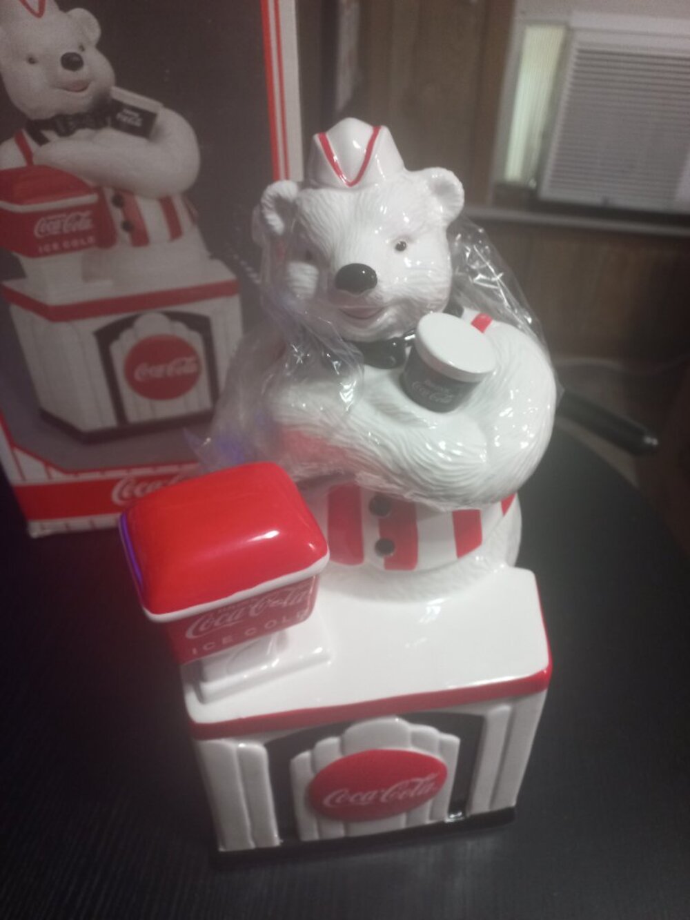 NIB Rare Vintage COCA COLA Polar Bear Cookie Jar at Soda Fountain 1999